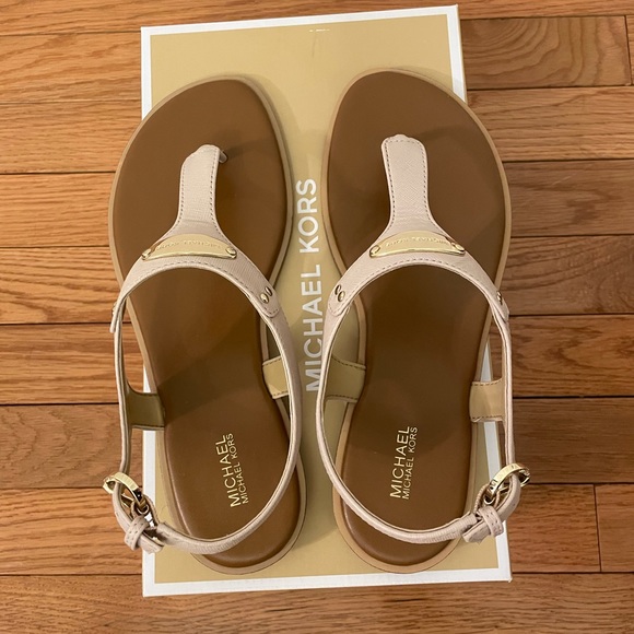 Michael Kors Sandals - Picture 4 of 5